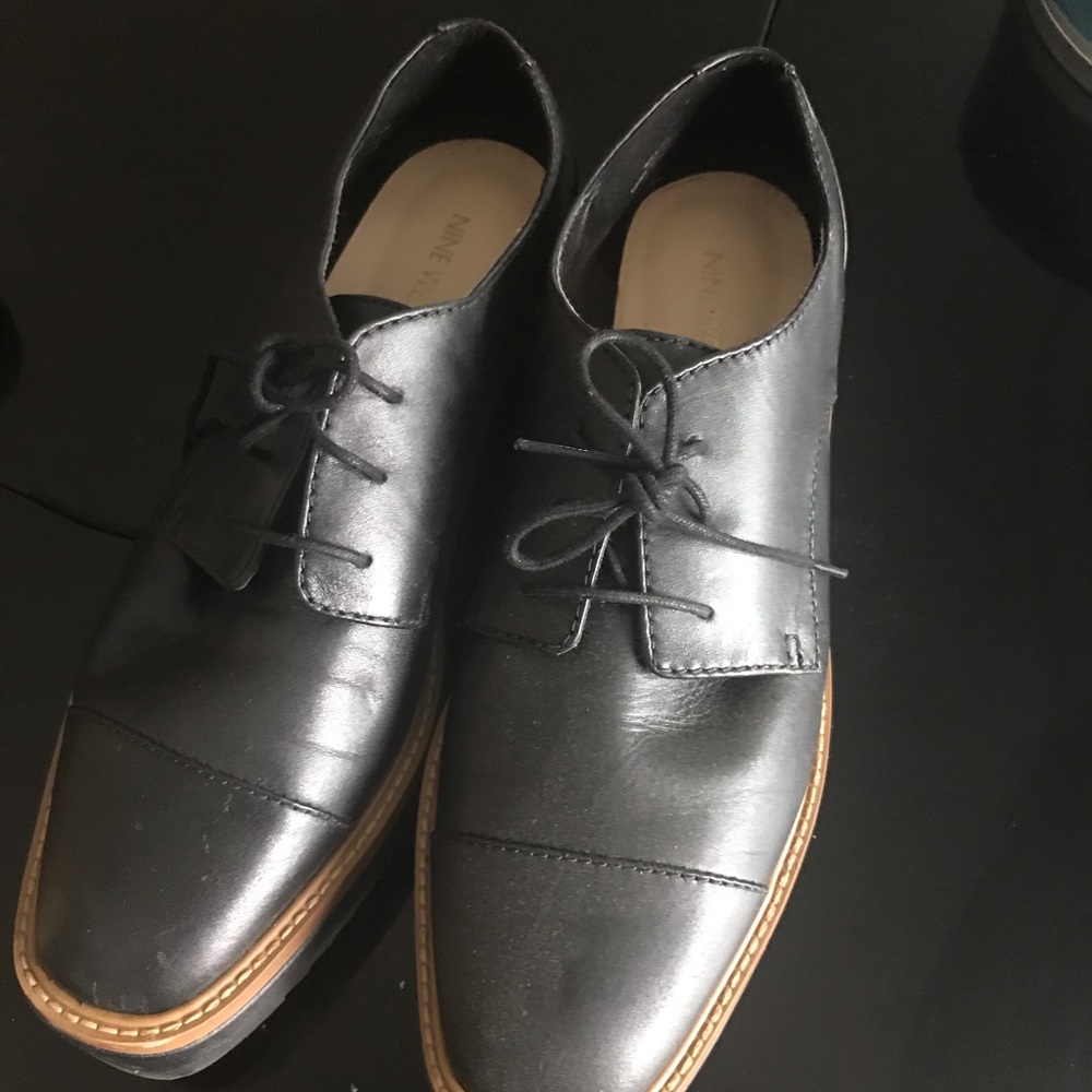 Work shoes perfect for healthcare professionals